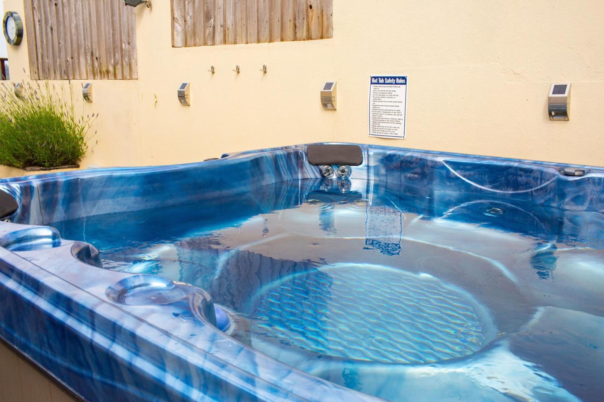 Rooftops - Sea Views Hot Tub Close To Beach Villa Saundersfoot Dış mekan fotoğraf